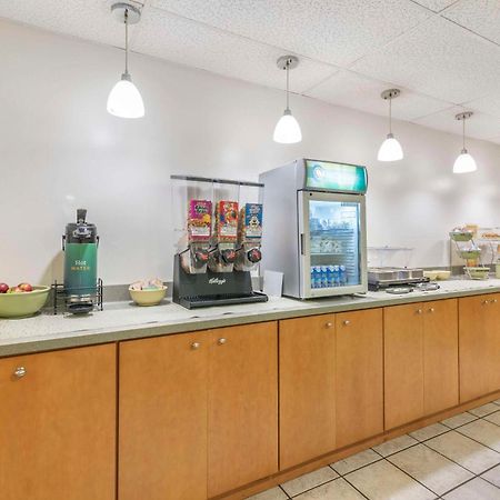 Quality Inn At Bangor Mall Εξωτερικό φωτογραφία