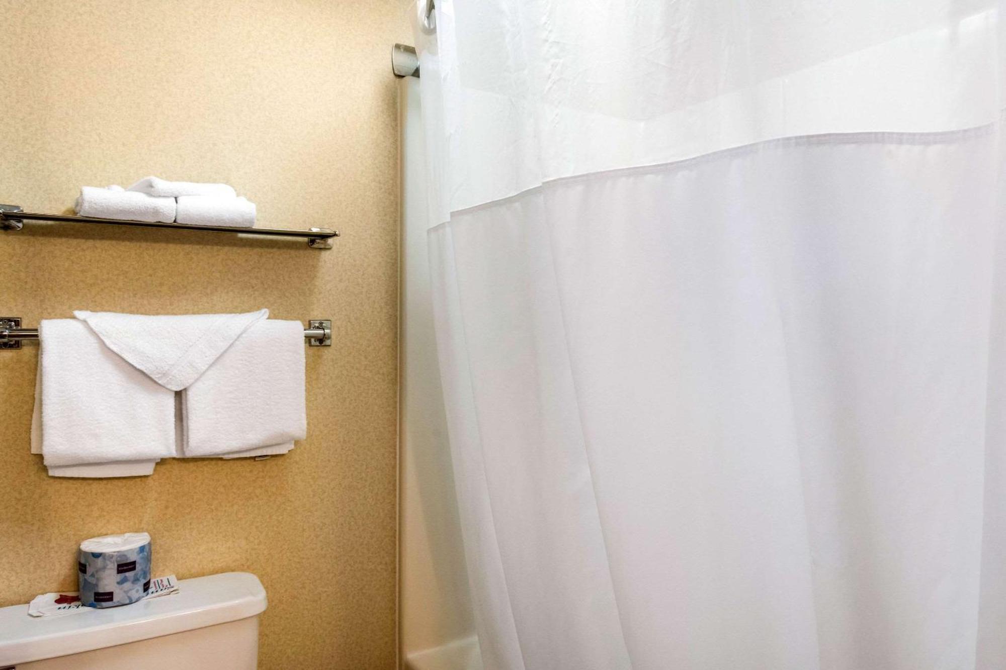 Quality Inn At Bangor Mall Εξωτερικό φωτογραφία